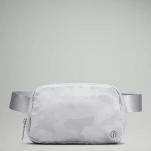 Lululemon everywhere belt bag sky camo